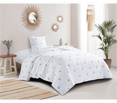 Colcha ultrasuave bordada OTTO