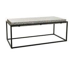 Mesa de centro rectangular de madera acabado en capiz
