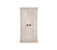 Armario hecho en madera de mango con puertas talladas estilo étnico