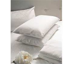 Pack 2 almohadas TACTO PLUMA fibra 70x15x40 cm