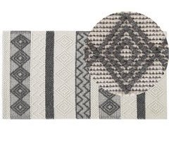 Beliani De pelo corto DAVUTLAR 80x150