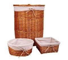 Set cesto de ropa y dos cestos de mimbre forrados