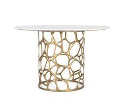 Mesa de comedor en mármo y aluminio fabircada a mano