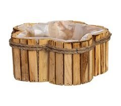 Cesto con forma de flor de madera