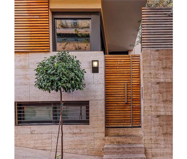 Aplique De Exterior Metal Serie Nika Negro