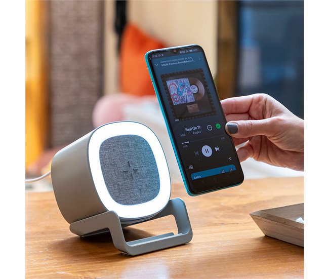 Altavoz Cargador Inalámbrico con LED Gris