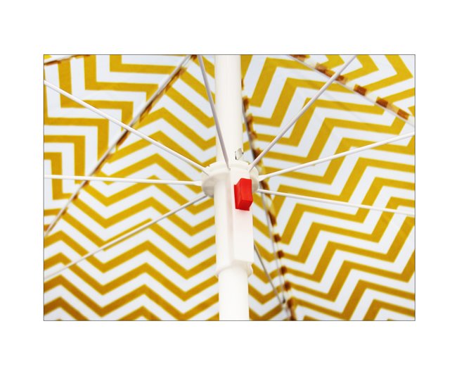 Acomoda Textil – Sombrilla de Playa y Pincho de Soporte Amarillo