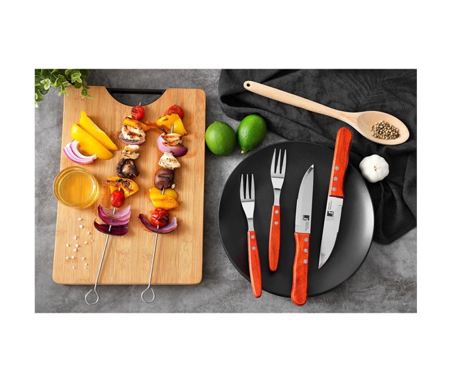 Juego de 4 Tenedores BBQ para carne Bergner Marron