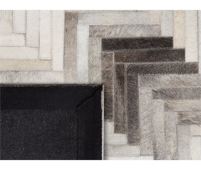 Beliani Alfombra de pelo corto ARSUZ 140x200 Gris Oscuro