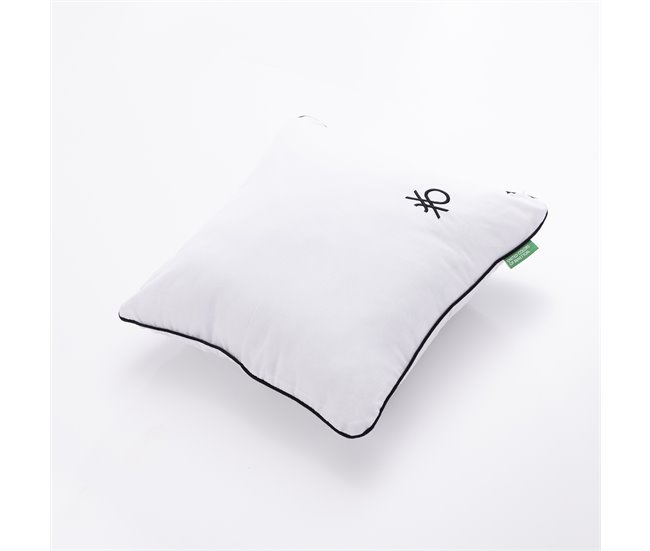 Cojín BENETTON Blanco/ Negro