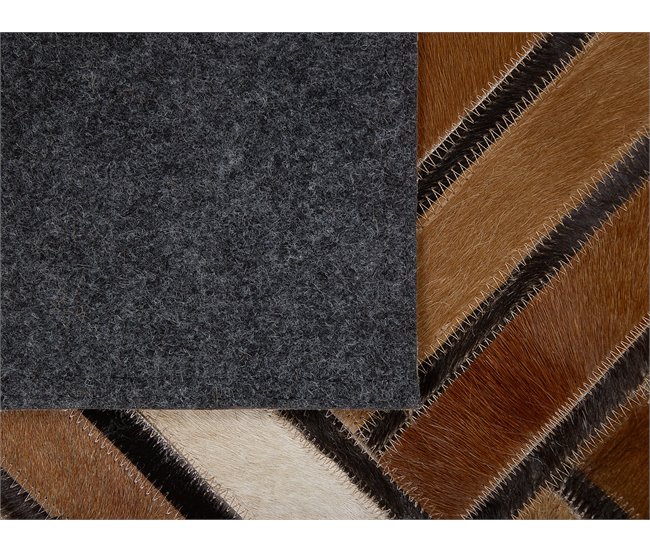 Beliani Alfombra de pelo corto TEKIR 140x200 Beige