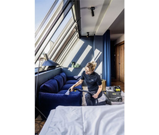 Aspirador Puzzi 8/1 Negro