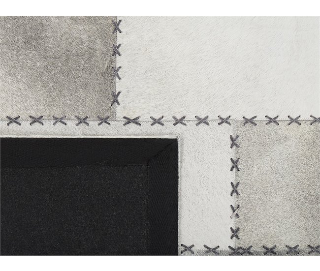 Beliani Alfombra de pelo corto PERVARI 140x200 Gris Oscuro