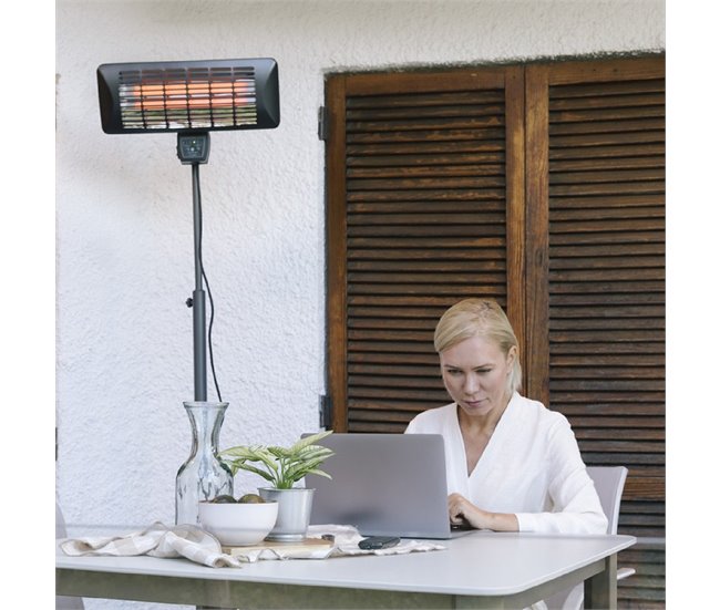 Calefacción de exterior de pie ReadyWarm 8200 Power Quartz Smart Cecotec Negro