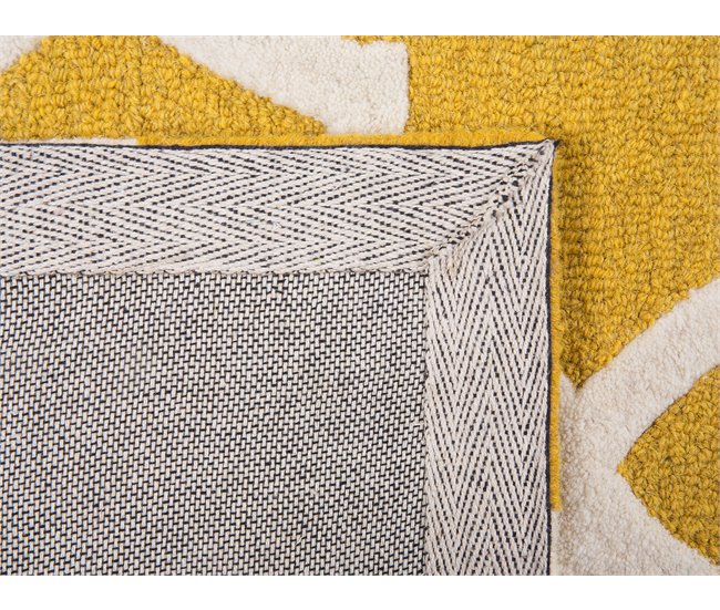 Beliani Alfombra de pelo corto SILVAN 160x230 Amarillo