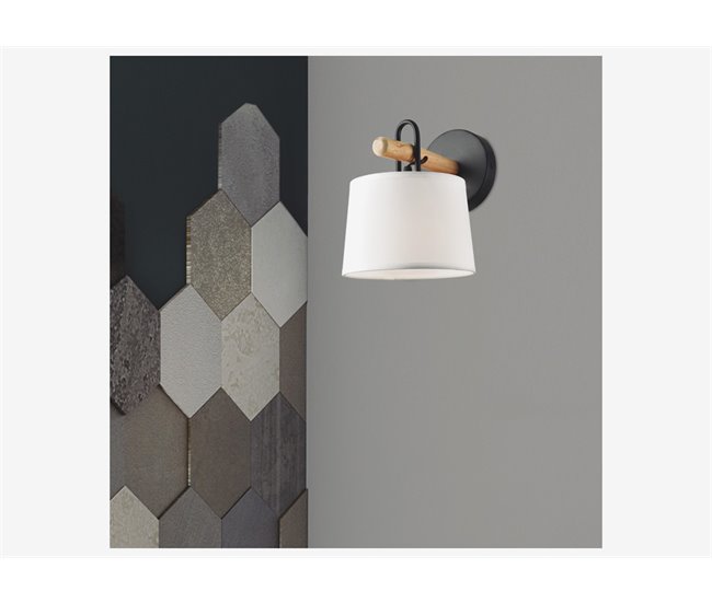 Aplique de pared de la AROLAS marca BSS Negro