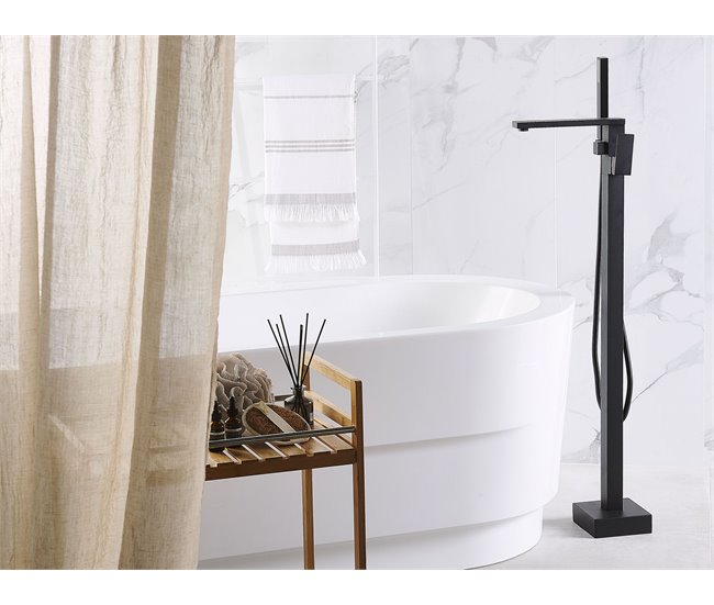 Beliani Grifo para bañera independiente DELLA 15x26 Negro