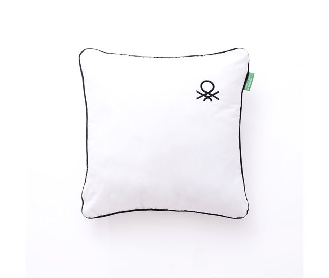 Cojín BENETTON Blanco/ Negro