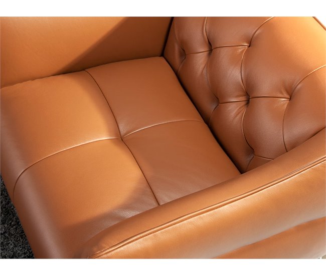 Sillón tapizado en piel con capitoné Marron Claro