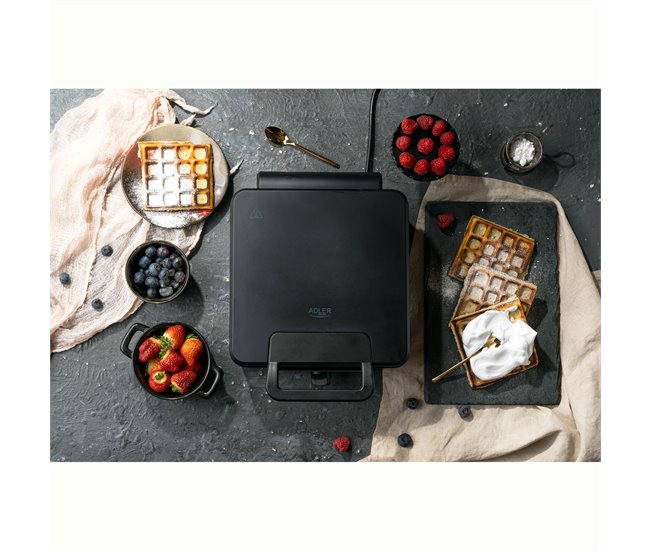 Gofrera Adler AD3049 Negro