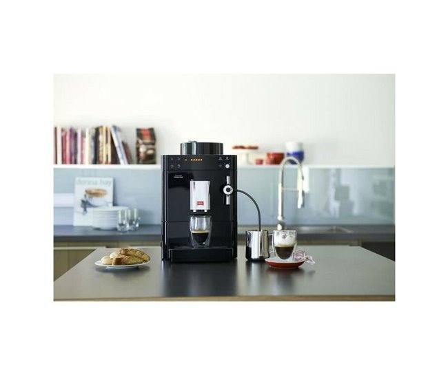 Cafetera Superautomática F530-102 Negro