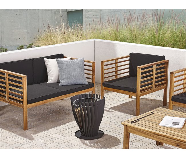 Beliani Fogón de madera KEDIRI Negro