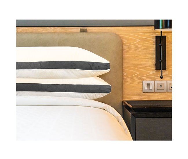 Acomoda Textil – Almohada de Fibra Hueca Siliconada. Blanco