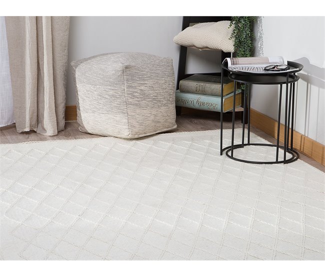 Beliani Alfombra de pelo corto ERZIN 160x230 Blanco/ Beige