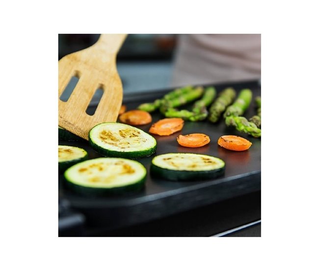Plancha eléctrica Black&Water 2500 Cecotec Negro