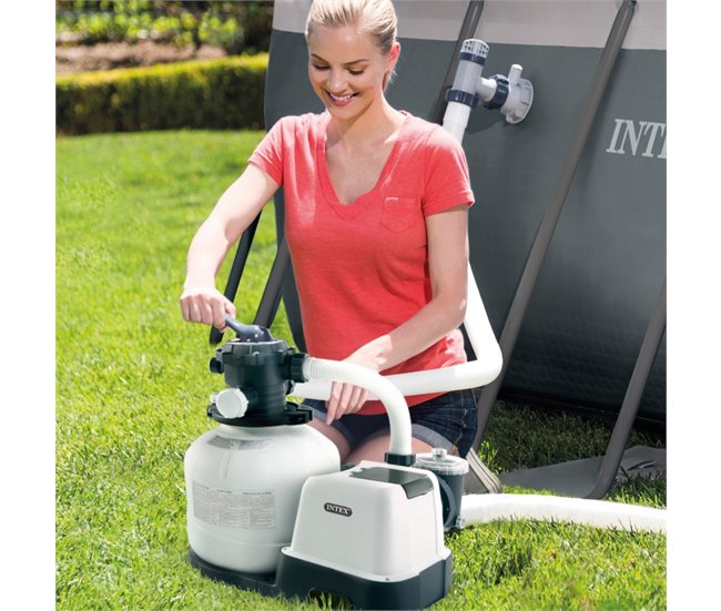 Depuradora de arena INTEX Kristal Clear 7.900 litros/hora 0,30hp Blanco