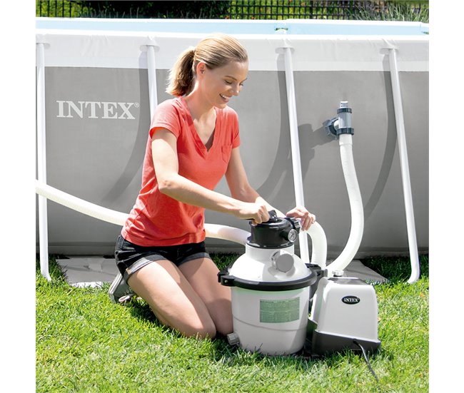 Sistema combinado INTEX depuradora arena y clorador salino eco 7 g/h - 32000 l Blanco