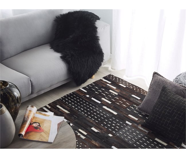 Beliani Alfombra de pelo corto AKSEKI 160x230 Marron