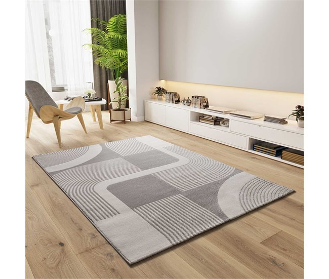 Alfombra geométrica con relieve FLORA - ATTICGO 133x190 Blanco/ Plateado