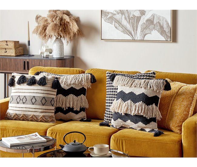 Beliani Cojín decorativo HYDRANGEA Beige