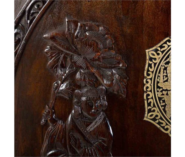 Armario de madera Marron