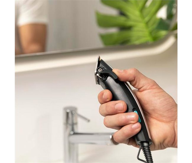 Cortapelos con cable Cecotec Bamba PrecisionCare Power Blade Titanium 500mAh 9 peines negro/inox Gris