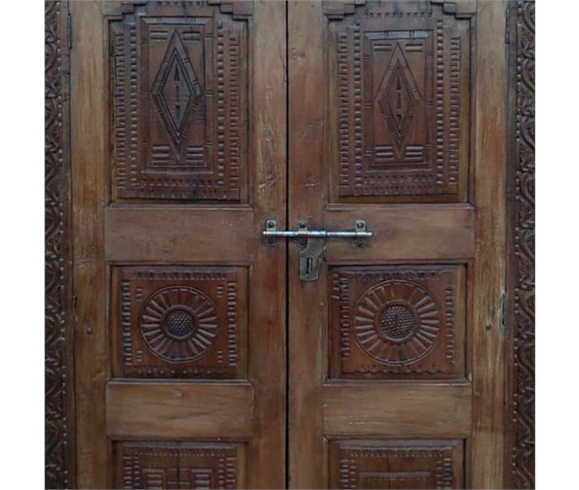 Armario de madera Marron