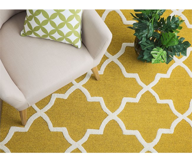 Beliani Alfombra de pelo corto SILVAN 160x230 Amarillo