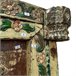 Puerta de madera con acabado artesanal Marron