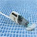 Aspiradora de piscina manual c/batería recargable INTEX Gris