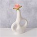 Jarrón decorativo TELONY marca BOLTZE Blanco