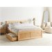 Beliani Cama con cajones Madera de pino OLENDON 150x206 Beliani Cama con cajones Madera de pino OLENDON 150x206 Madera Clara