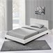 [Corium] Cama Albacete cuero sintético moderna - con colchón 149x210 Blanco