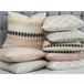Beliani Cojín decorativo GAURA Beige