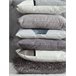 Beliani Cojín decorativo WEDELIA Gris
